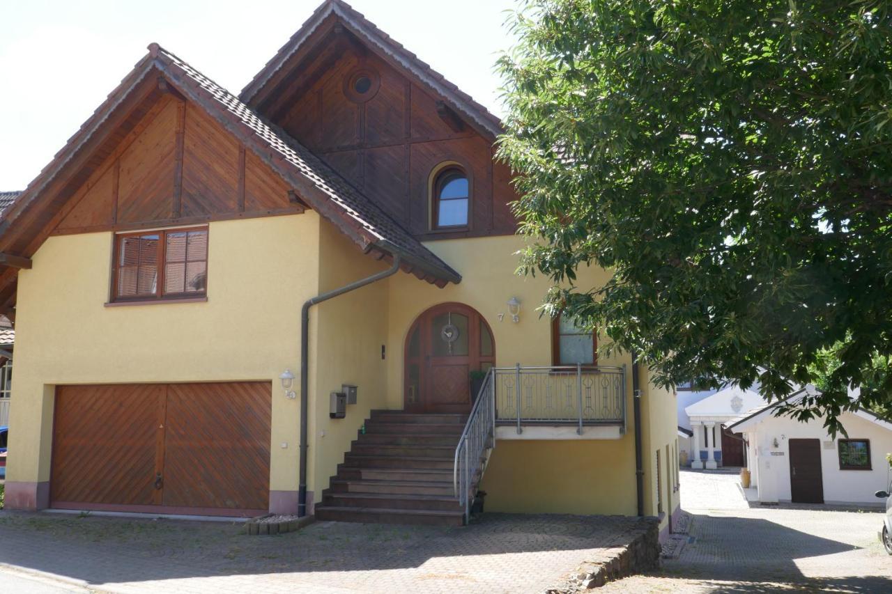 2 Zi - Fewo Schwarzwaldliebe Im Hexental, Terrasse Bollschweil Exteriör bild